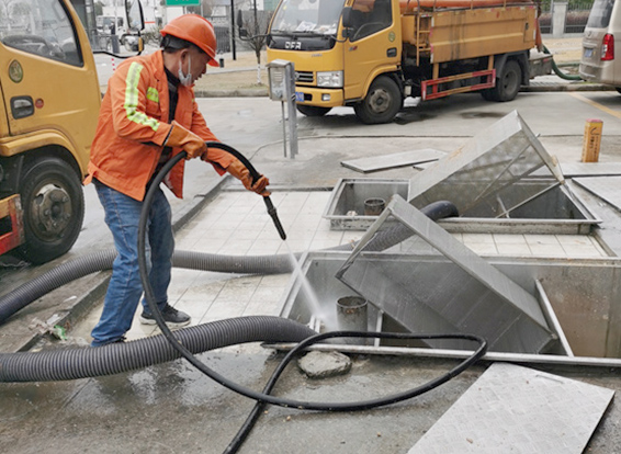 周矶管理区隔油池清理